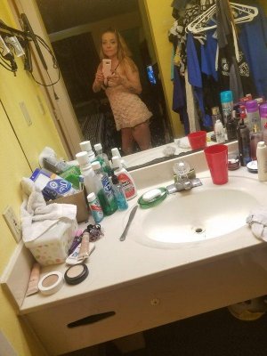 Christell sex parties in Hutchinson KS & call girl